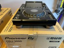 Pioneer Cdj 3000 MINT.jpg