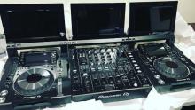 PioneerDJSystem2xCDJ-TOUR1DJM-TOUR1DJPackage.jpg