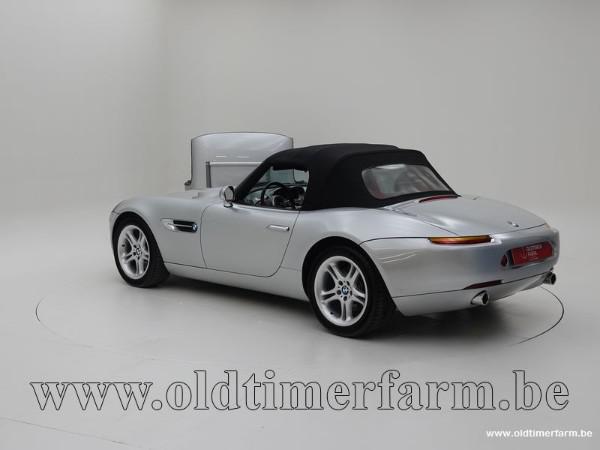 719244.jpg