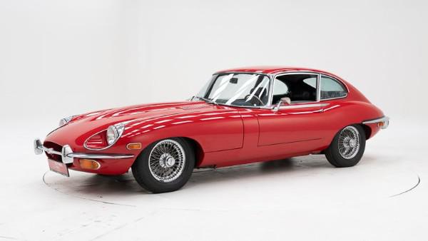 Jaguar E-Type 4.2 2+2 '69 CH577bw